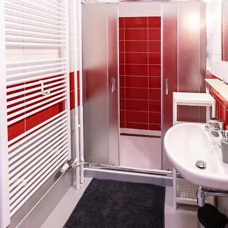 게스트하우스 Na Obci 3*